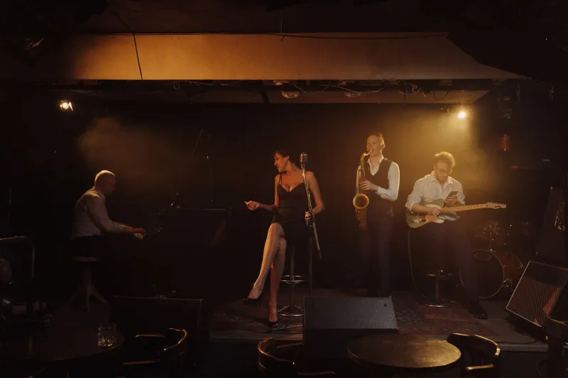 Framed and Forgotten? The Case Against Putting Jazz and Blues Behind Glass